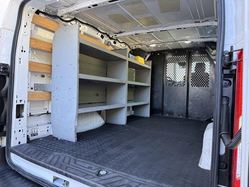Ford Transit 250 Van Low Roof w/Sliding Pass. 130-in. WB 2019