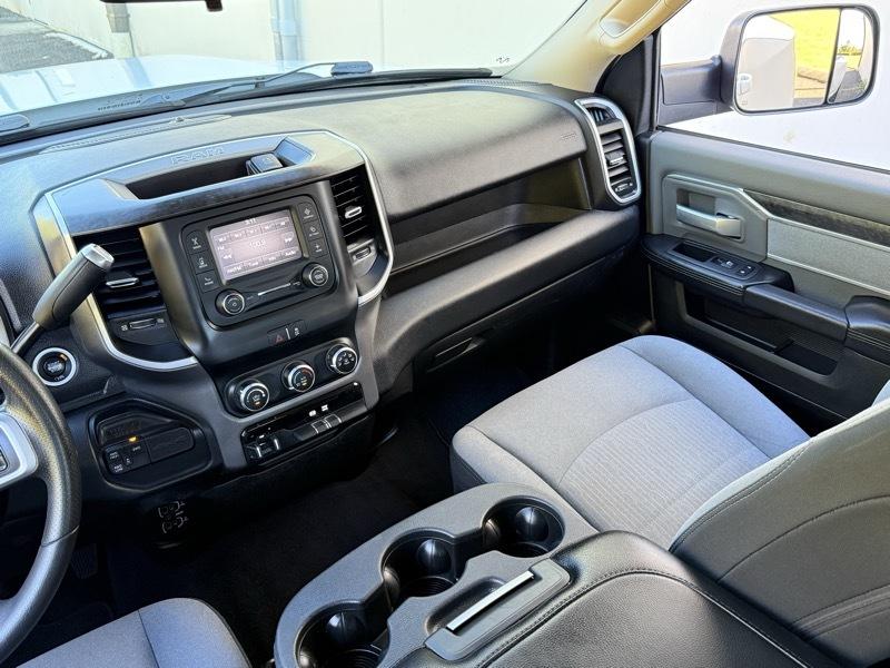 RAM 3500 Big Horn Crew Cab LWB 4WD DRW 2020