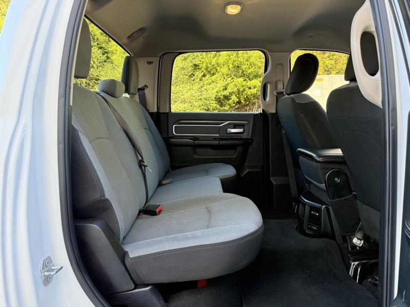 RAM 3500 Big Horn Crew Cab LWB 4WD DRW 2020