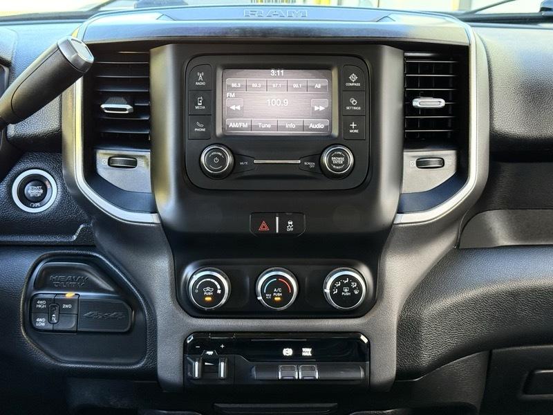 RAM 3500 Big Horn Crew Cab LWB 4WD DRW 2020