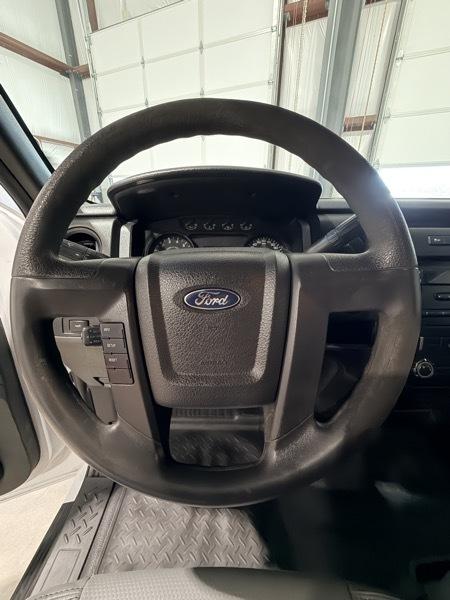Ford F-150 XLT 8-ft. Bed 2WD 2013