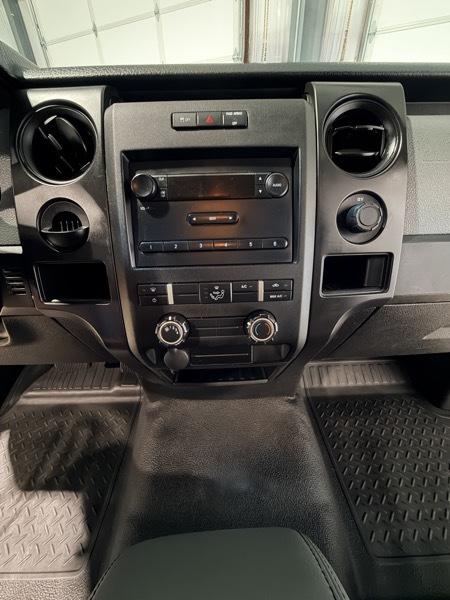 Ford F-150 XLT 8-ft. Bed 2WD 2013
