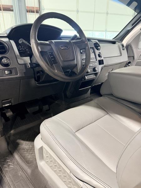 Ford F-150 XLT 8-ft. Bed 2WD 2013