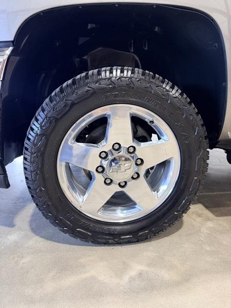 Chevrolet Silverado 2500HD LTZ Crew Cab 4WD 2012