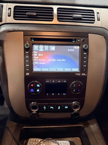 Chevrolet Silverado 2500HD LTZ Crew Cab 4WD 2012