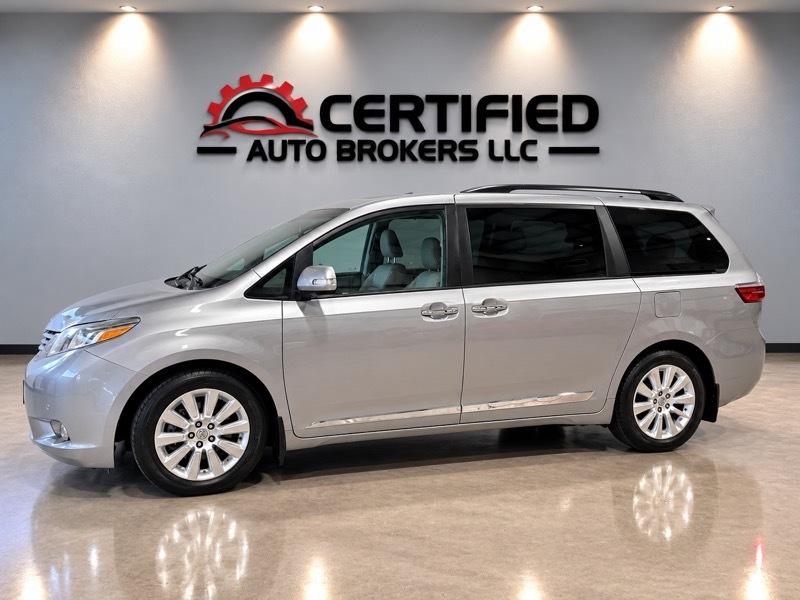Toyota Sienna XLE FWD 8-Passenger V6 2015