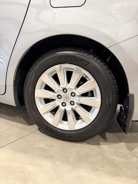 Toyota Sienna XLE FWD 8-Passenger V6 2015