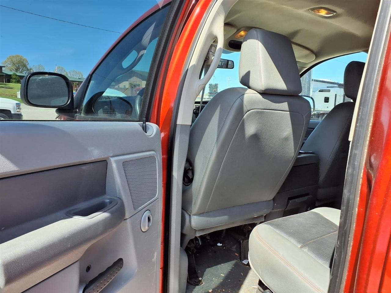 Dodge Ram 1500 SLT Quad Cab 4WD 2008