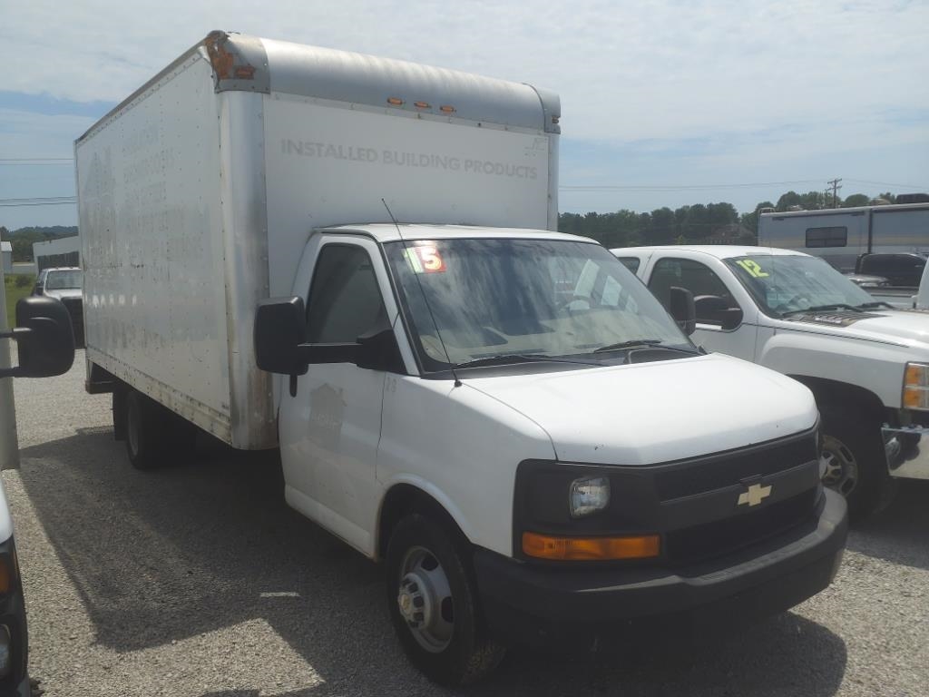 Chevrolet Express 3500 Van 177" 2015