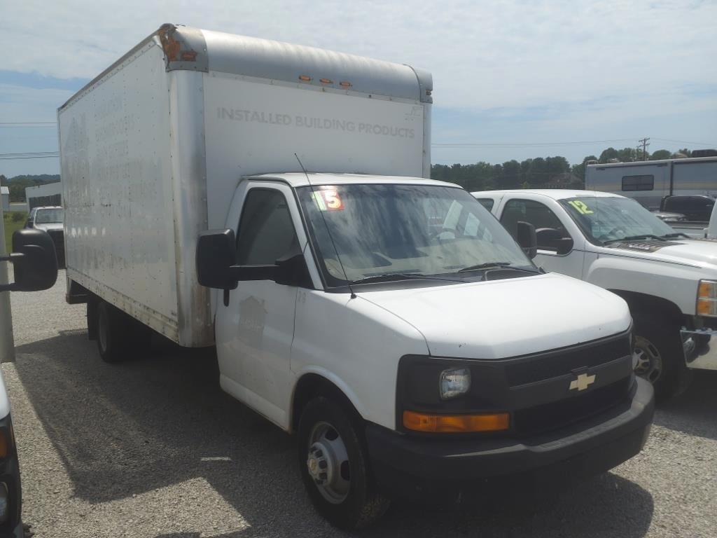 Chevrolet Express 3500 Van 177" 2015