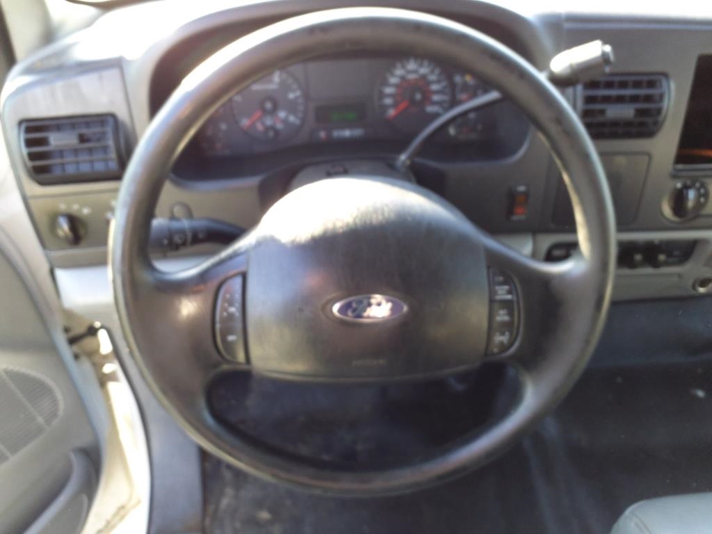 Ford F-350 SD 2WD SuperCab 162" WB 60" CA XL 2007