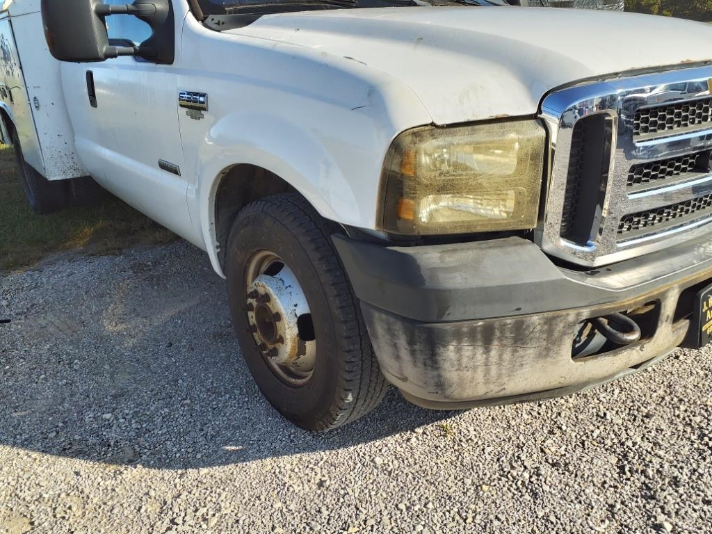 Ford F-350 SD 2WD SuperCab 162" WB 60" CA XL 2007