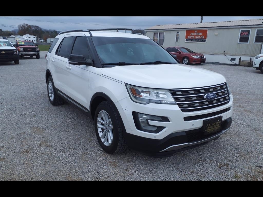 Ford Explorer FWD 4dr XLT 2016