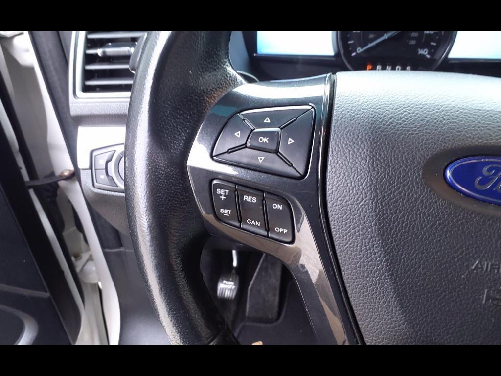 Ford Explorer FWD 4dr XLT 2016