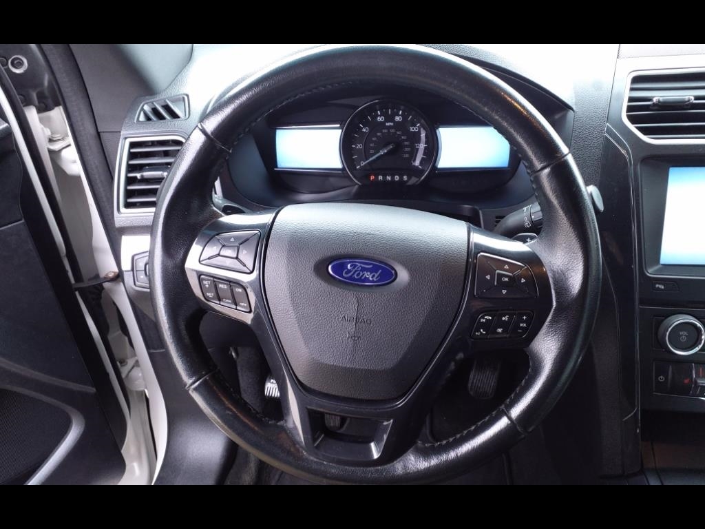 Ford Explorer FWD 4dr XLT 2016