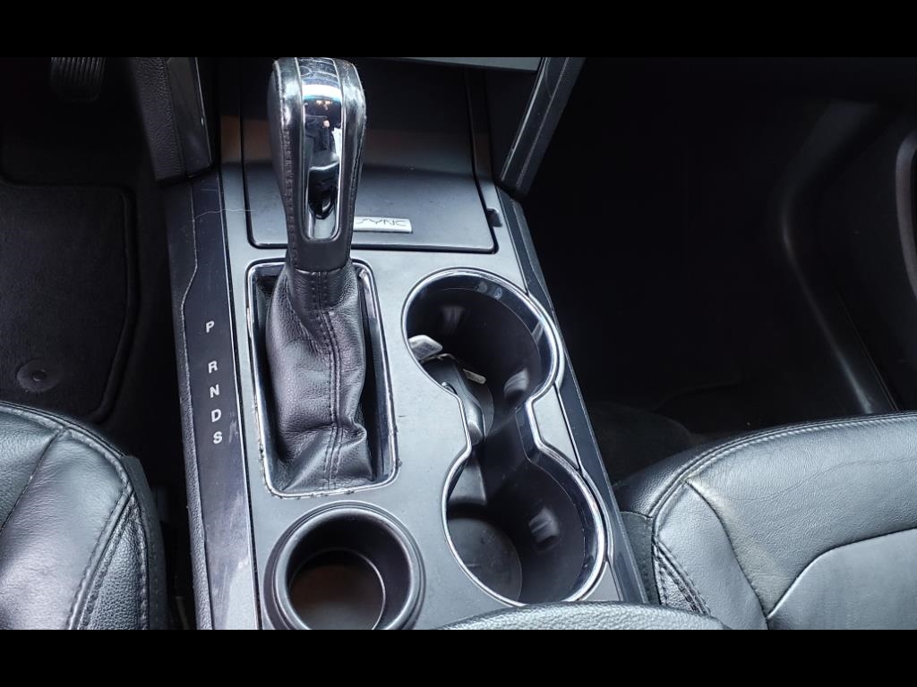 Ford Explorer FWD 4dr XLT 2016