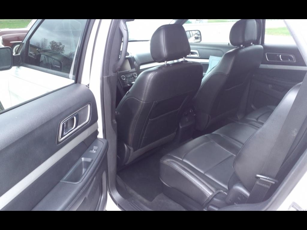 Ford Explorer FWD 4dr XLT 2016