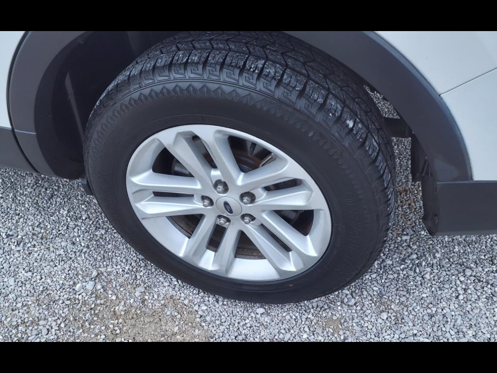 Ford Explorer FWD 4dr XLT 2016