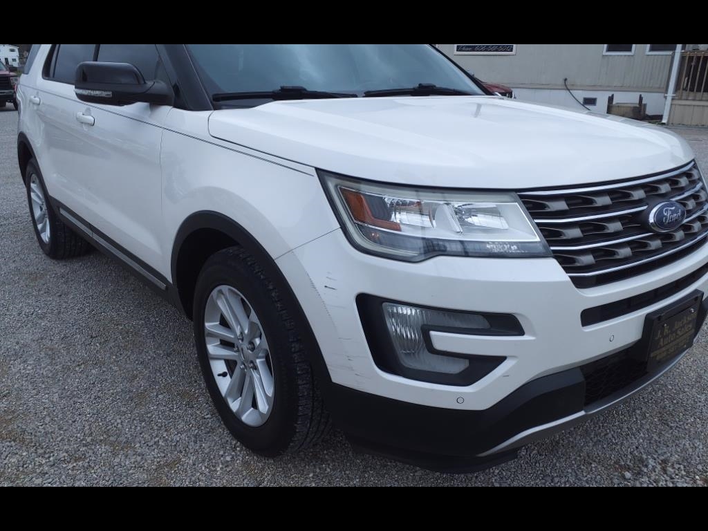Ford Explorer FWD 4dr XLT 2016