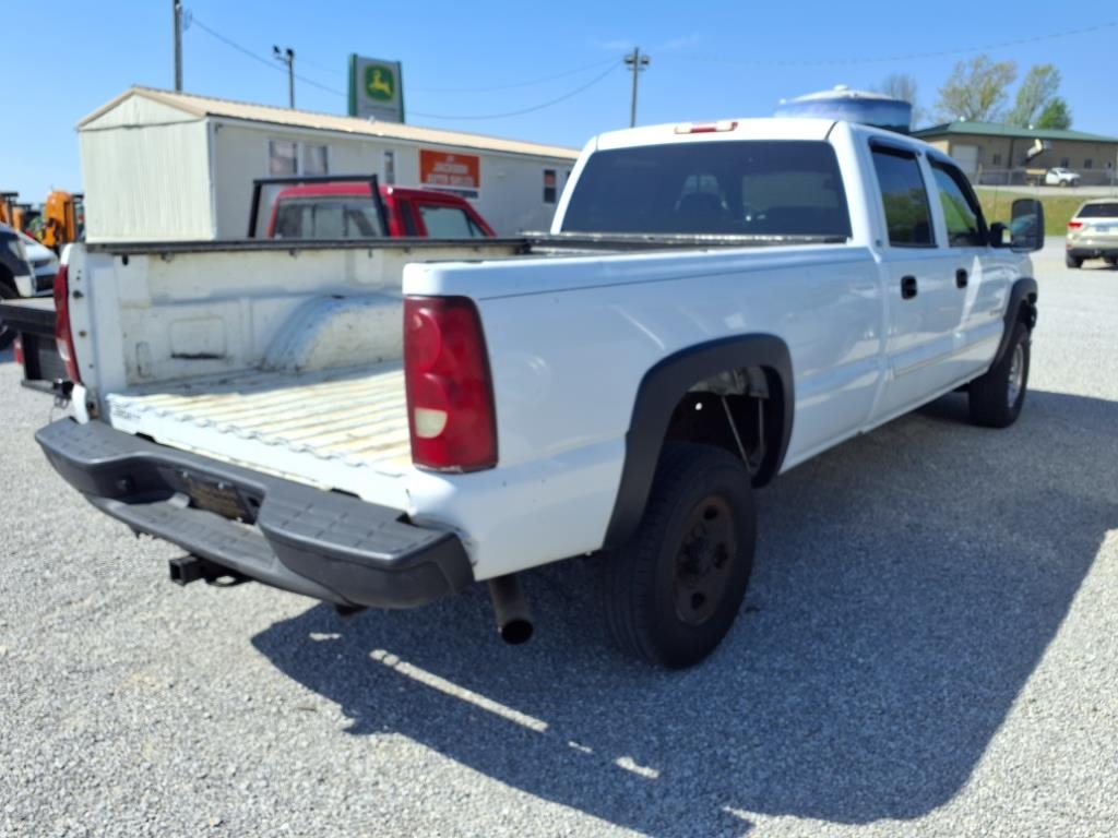 Chevrolet Silverado 2500HD Crew Cab 167" WB LS 2003