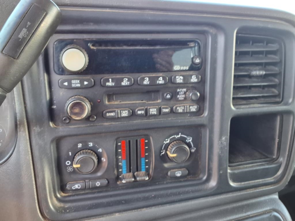 Chevrolet Silverado 2500HD Crew Cab 167" WB LS 2003