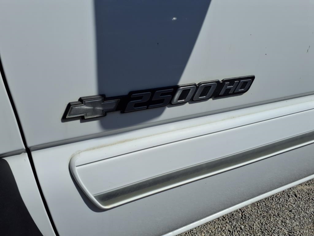 Chevrolet Silverado 2500HD Crew Cab 167" WB LS 2003