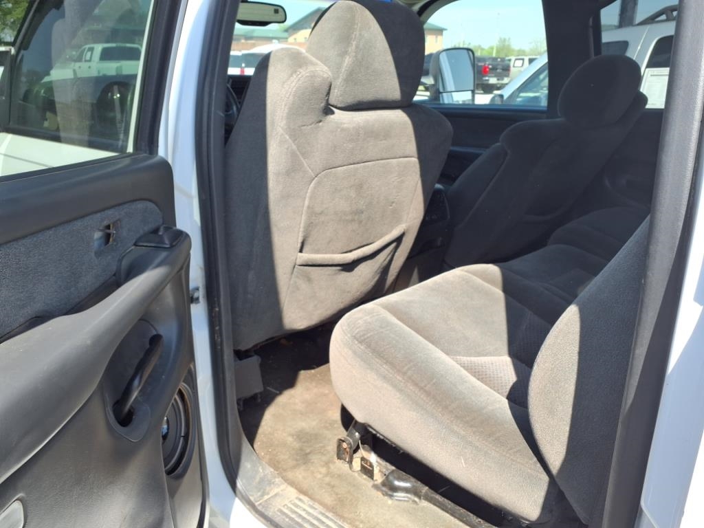 Chevrolet Silverado 2500HD Crew Cab 167" WB LS 2003