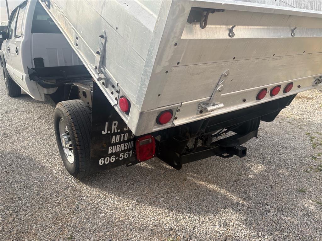 Chevrolet Silverado 2500HD Crew Cab 167" WB LS 2003