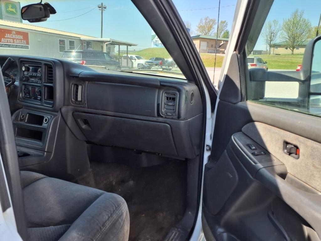 Chevrolet Silverado 2500HD Crew Cab 167" WB LS 2003