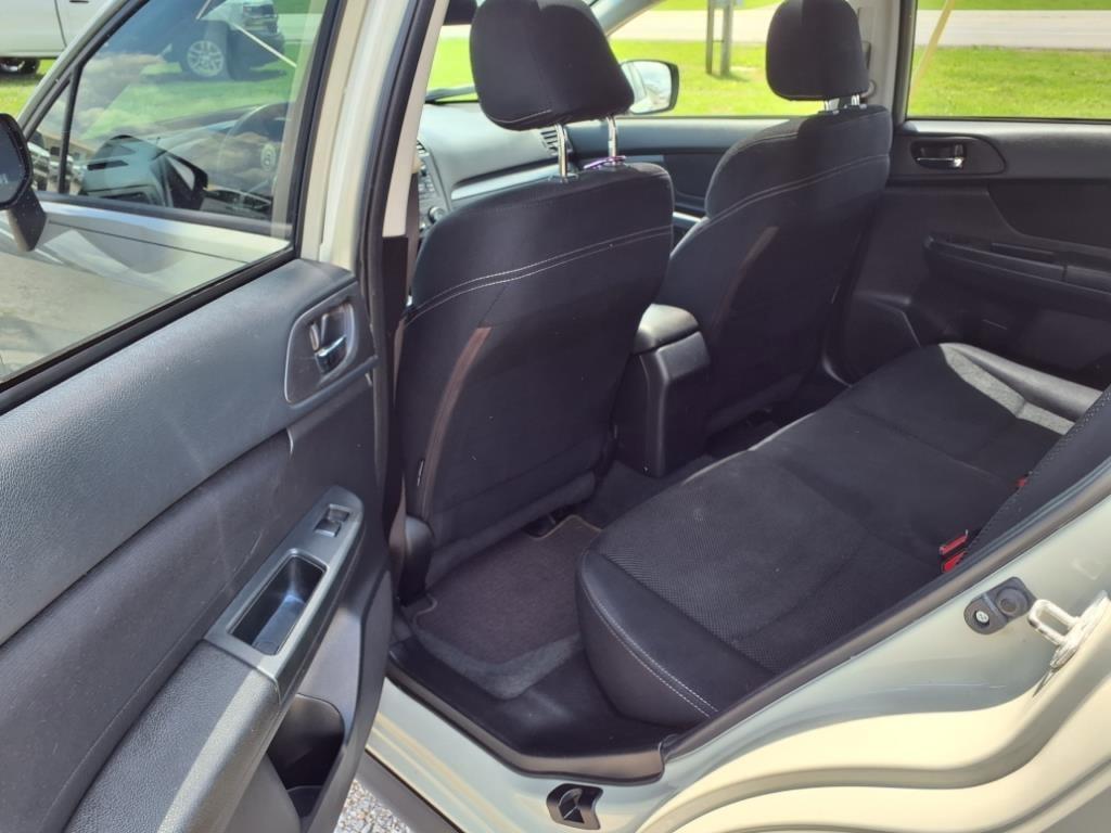 Subaru XV Crosstrek 5dr Auto 2.0i Premium 2013