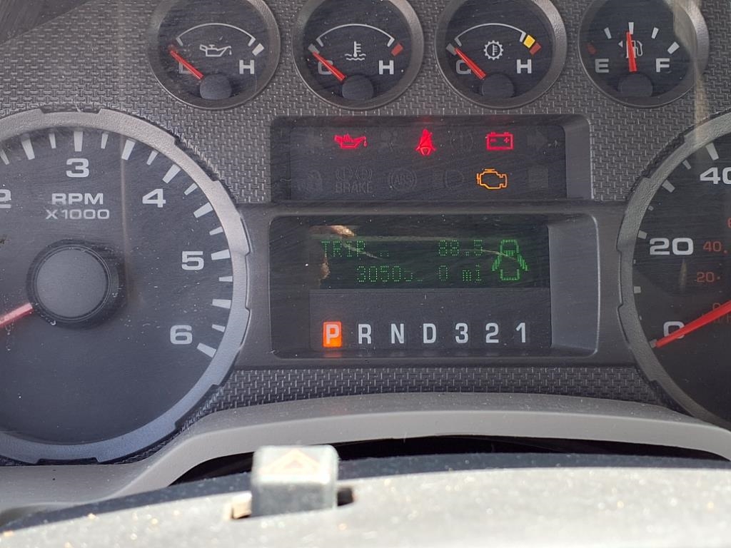 Ford F-250 SD 4WD Reg Cab 137" XL 2010