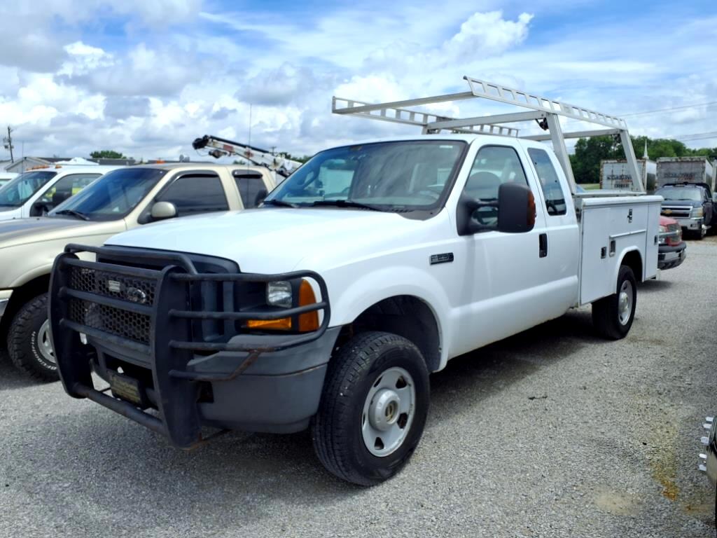 2006 Ford F-250 Super Duty XL's photo