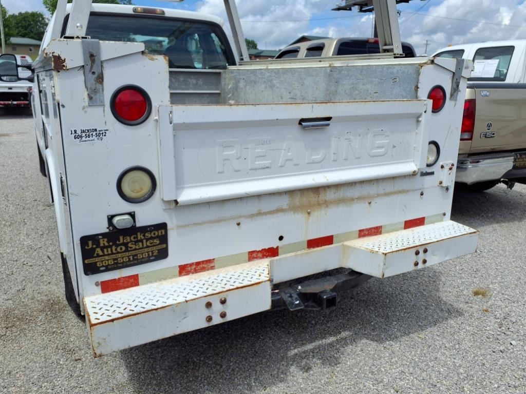 Ford F-250 SD Supercab 158" XL 4WD 2006