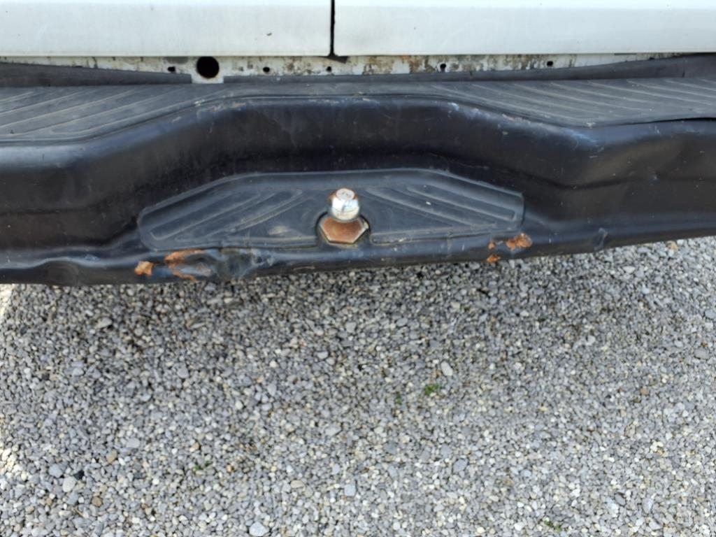 Ford Econoline E-150 Commercial 2008