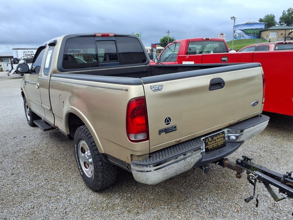 Ford F-150 Supercab 139" 4WD 1999
