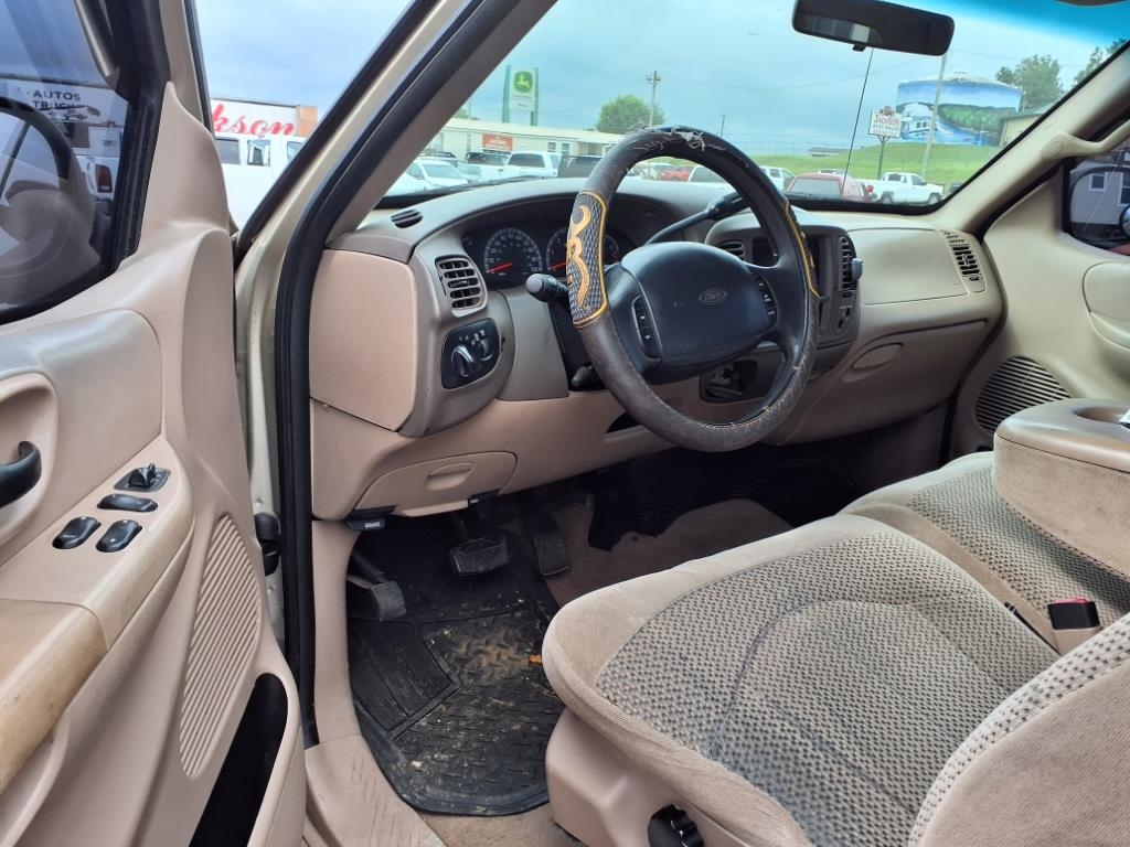 Ford F-150 Supercab 139" 4WD 1999