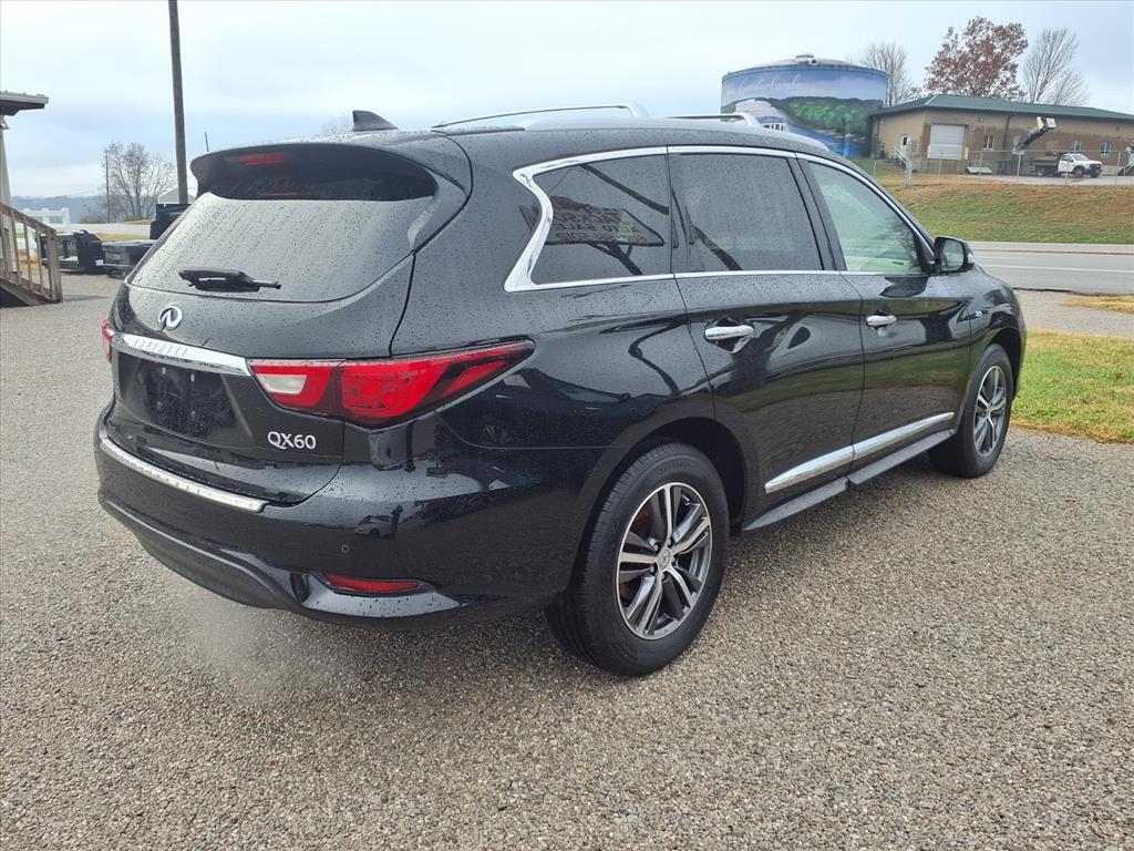 Infiniti QX60 Base AWD 2017