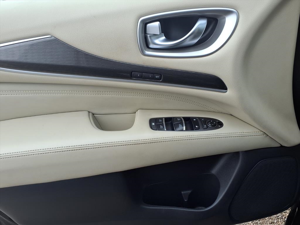 Infiniti QX60 Base AWD 2017