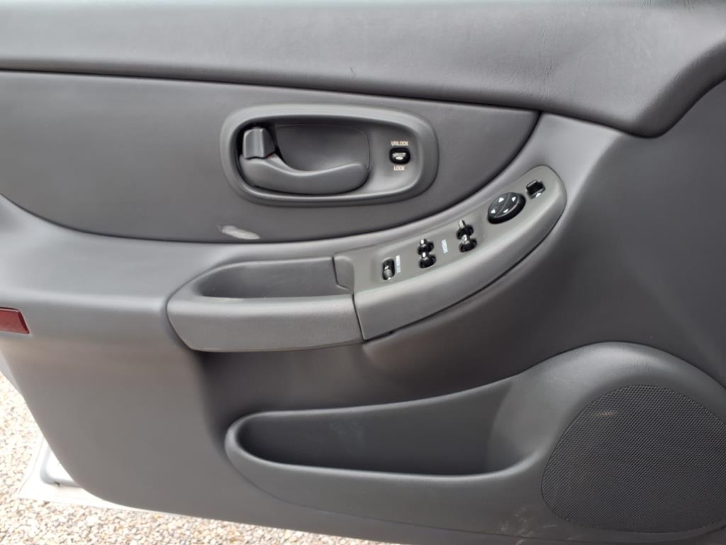 Oldsmobile Intrigue 4dr Sdn GL 1998 Oldsmobile Intrigue 4dr Sdn GL 1998