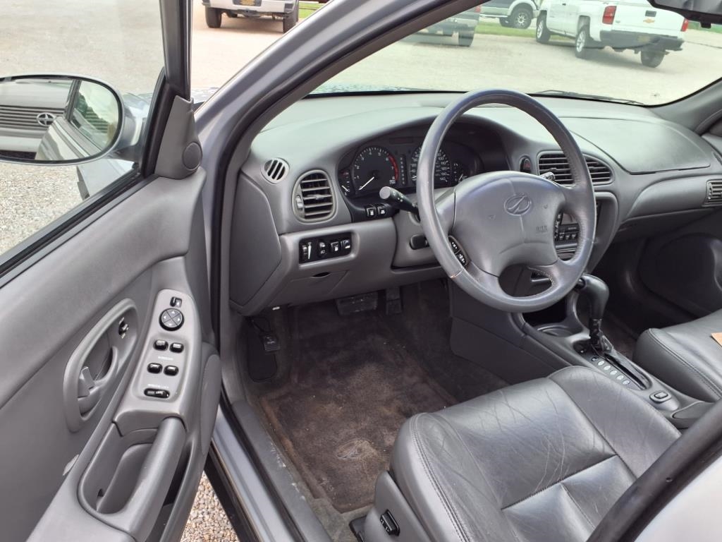 Oldsmobile Intrigue 4dr Sdn GL 1998