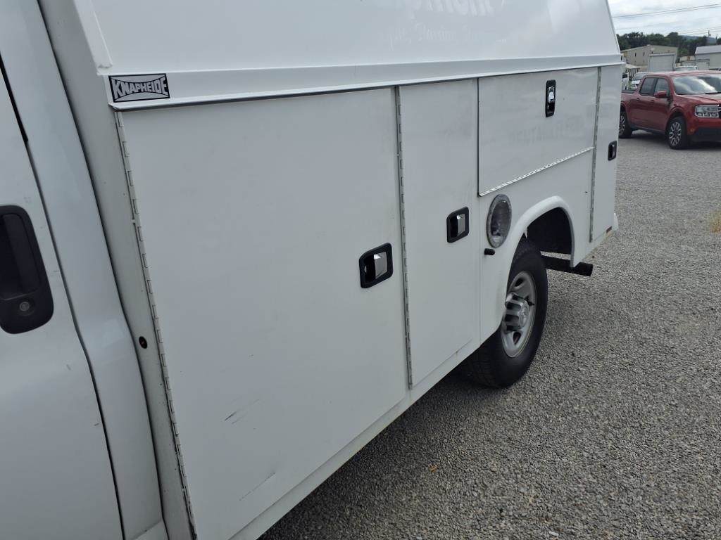 Chevrolet Express 3500 Van 139" 2015