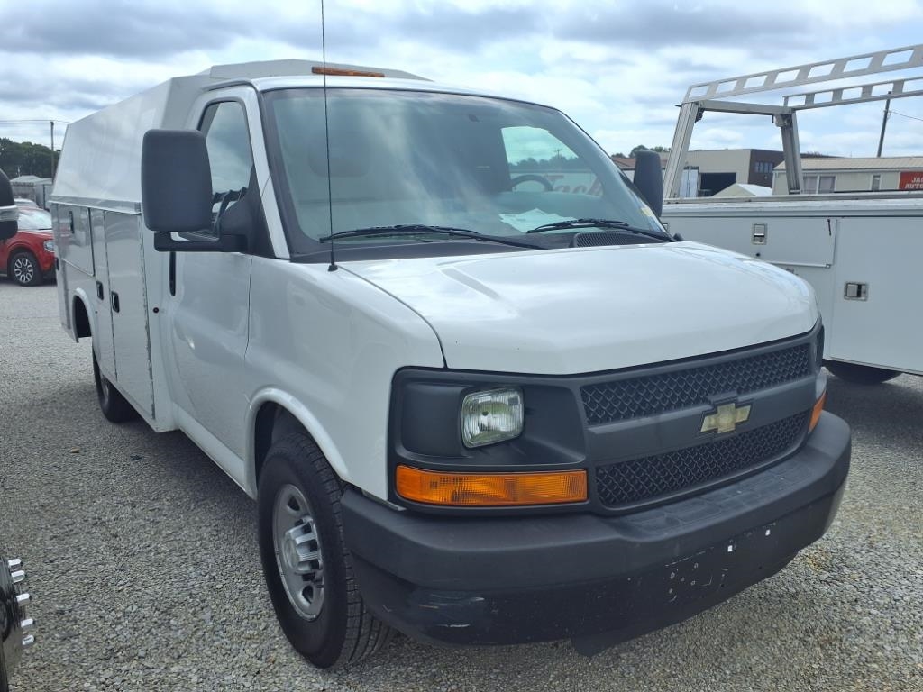 Chevrolet Express 3500 Van 139" 2015