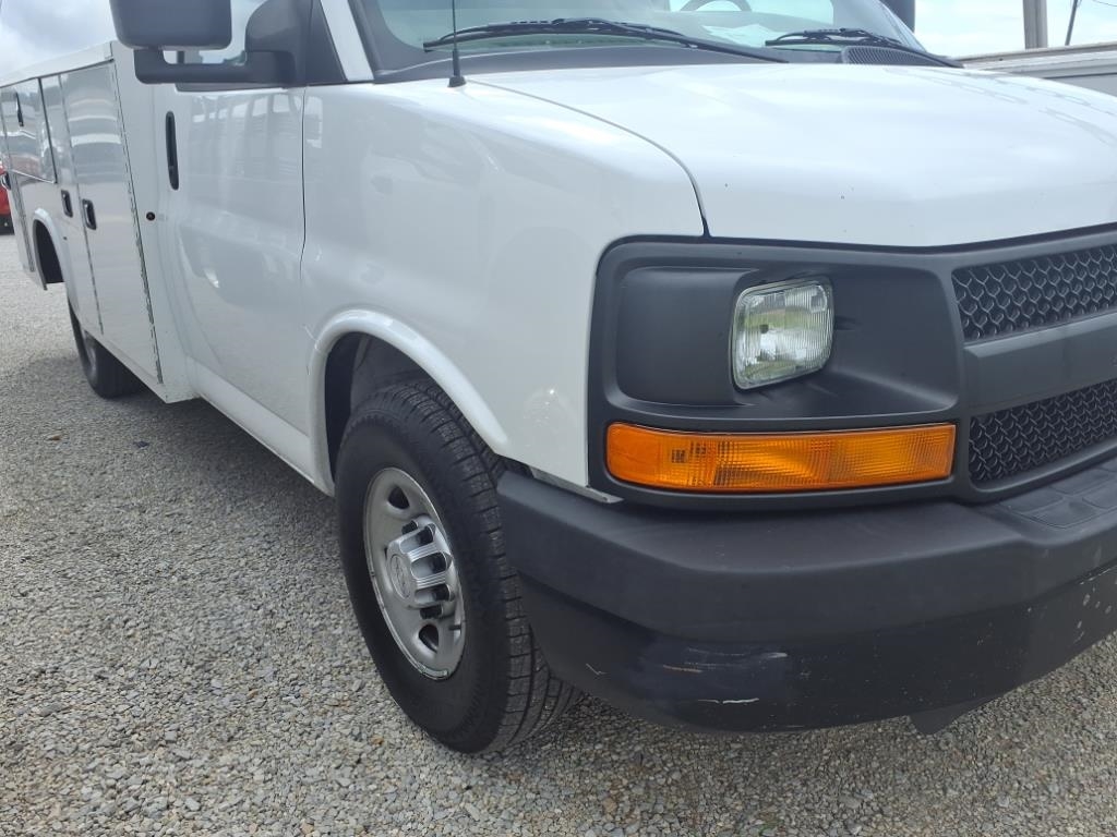 Chevrolet Express 3500 Van 139" 2015