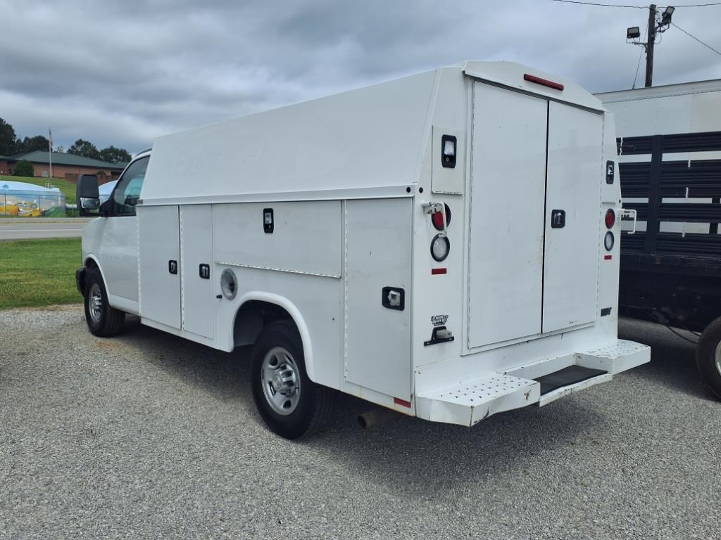 Chevrolet Express 3500 Van 139" 2015