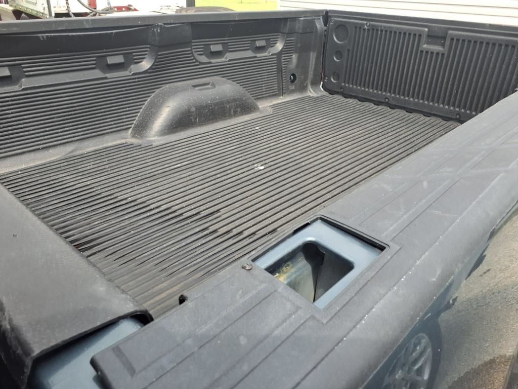 Chevrolet Silverado 1500 4WD Reg Cab 133.0" Work Truck 2009