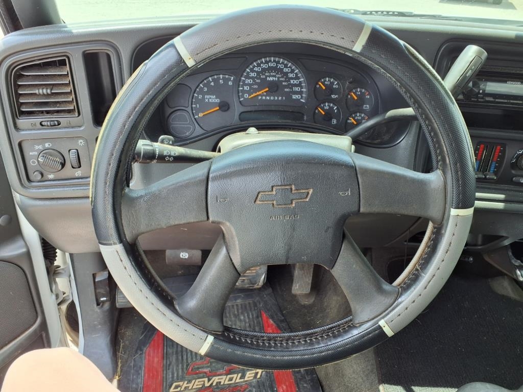 Chevrolet Silverado 1500 Ext Cab 143.5" WB 2WD LT1 2006