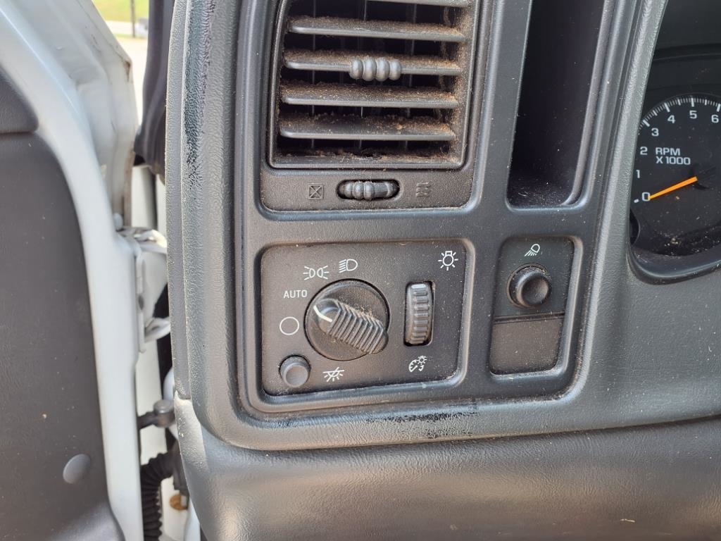 Chevrolet Silverado 1500 Ext Cab 143.5" WB 2WD LT1 2006