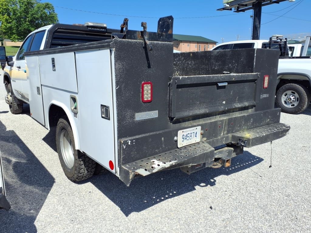 Chevrolet Silverado 3500HD 4WD Crew Cab 177" WB, 60" CA Work Truck 2021