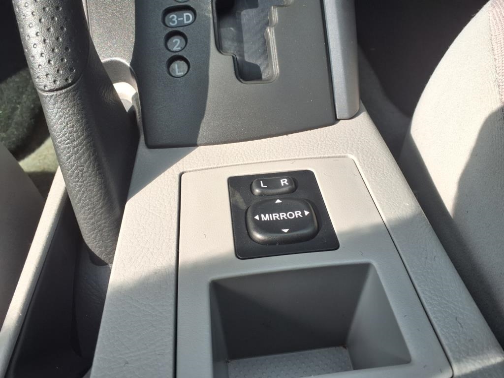 Toyota RAV4 4WD 4dr 4-cyl 4-Spd AT (Natl) 2008