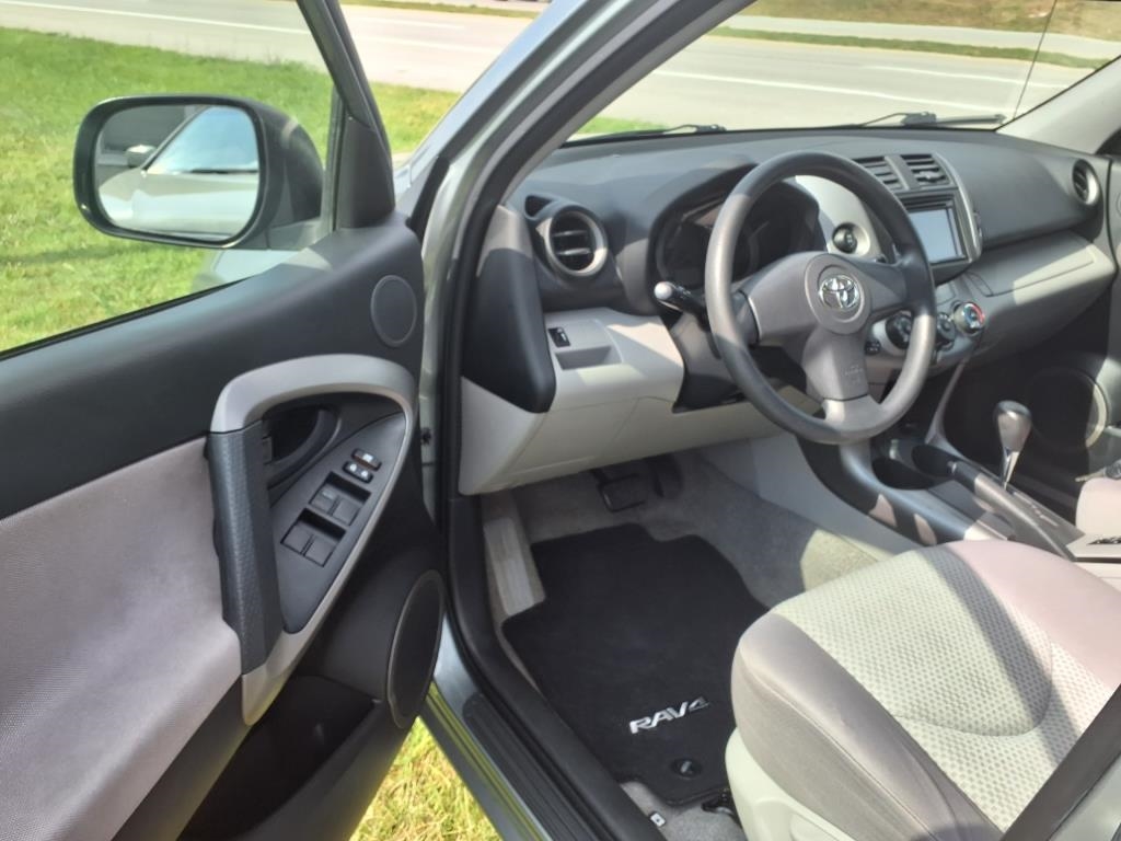 Toyota RAV4 4WD 4dr 4-cyl 4-Spd AT (Natl) 2008